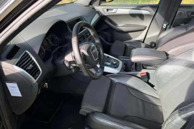 Audi Q5 (2010) thumbnail 5