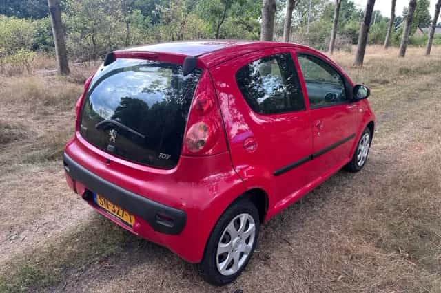 Peugeot 107 (2009) thumbnail 5