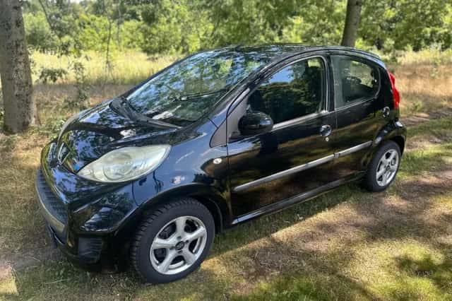 Peugeot 107 (2010) thumbnail 1