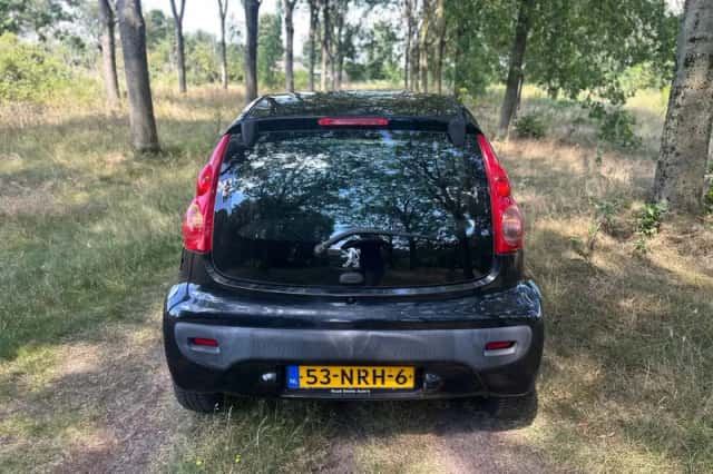Peugeot 107 (2010) thumbnail 4