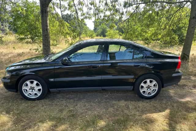 Volvo S60 (2001) thumbnail 2