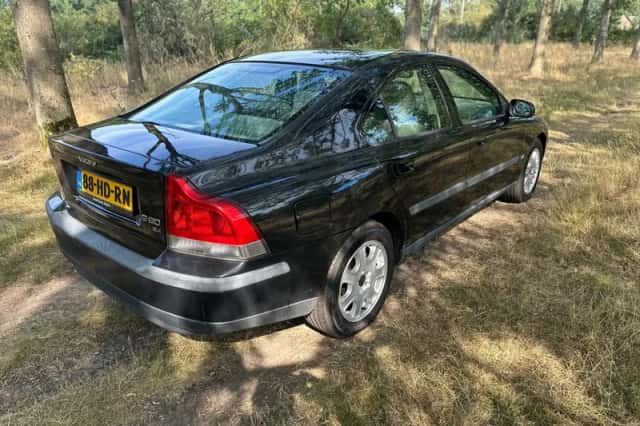 Volvo S60 (2001) thumbnail 5