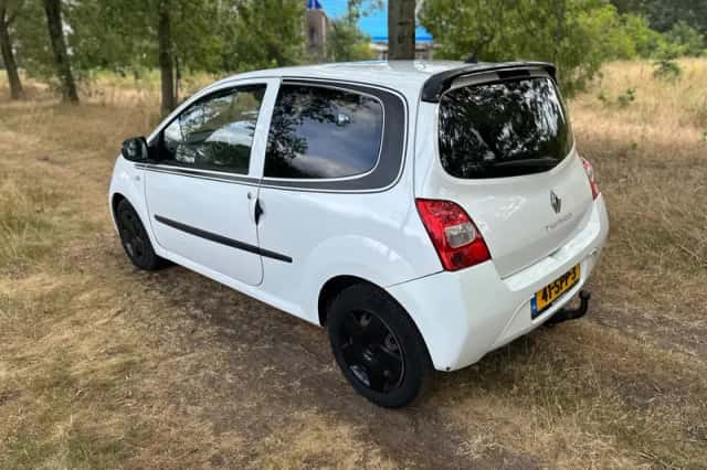 Renault Twingo (2011) thumbnail 3