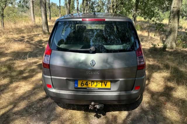 Renault Scénic (2004) thumbnail 4