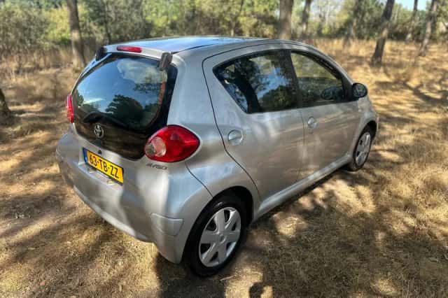 Toyota Aygo (2006) thumbnail 5