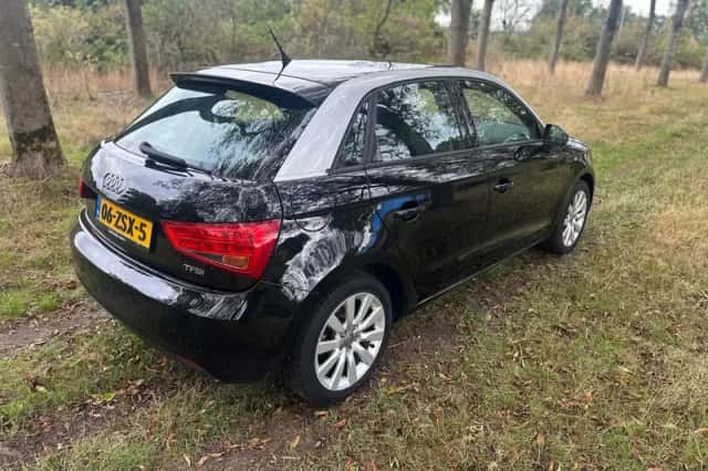 Audi A1 (2013) thumbnail 5