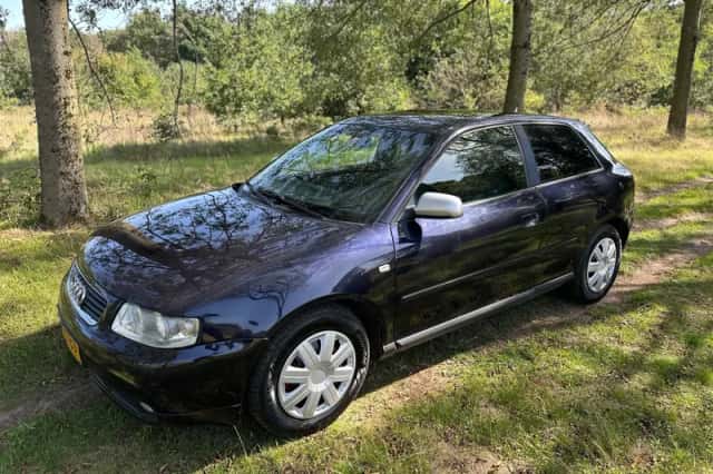 Audi A3 (2002) thumbnail 1