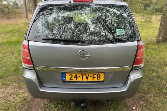 Opel Zafira (2007) thumbnail 4