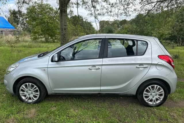 Hyundai i20 (2010) thumbnail 2