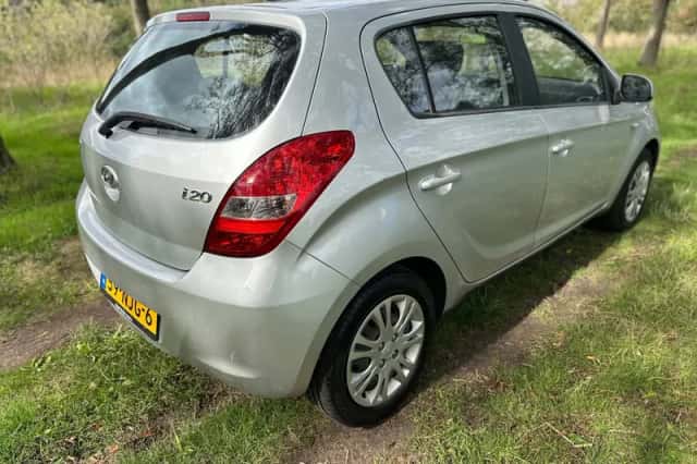 Hyundai i20 (2010) thumbnail 5