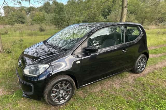 Volkswagen Up! (2013) thumbnail 1