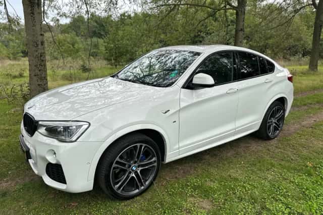 BMW X4 (2017) thumbnail 1