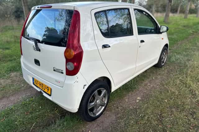 Daihatsu Cuore (2008) thumbnail 5