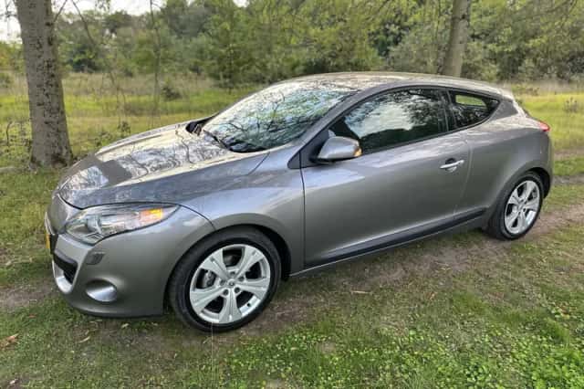 Renault Mégane (2009) thumbnail 1