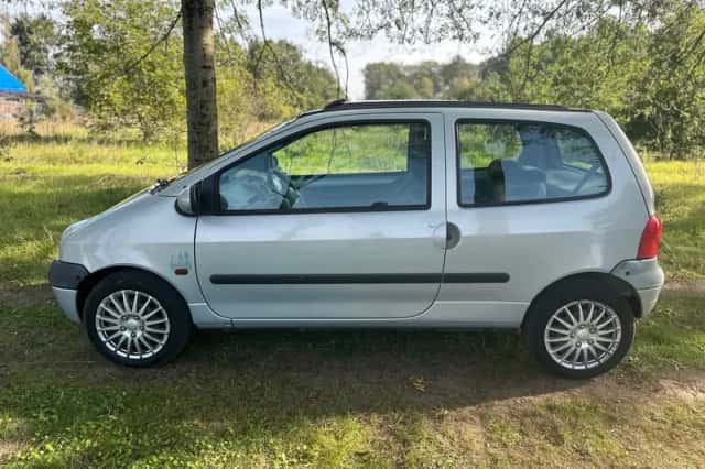 Renault Twingo (2002) thumbnail 2