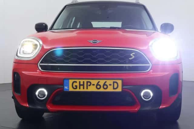 MINI Countryman (2022) thumbnail 4