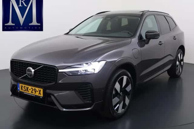 Volvo XC60 (2025) thumbnail 1