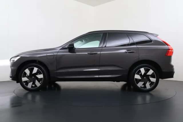 Volvo XC60 (2025) thumbnail 5