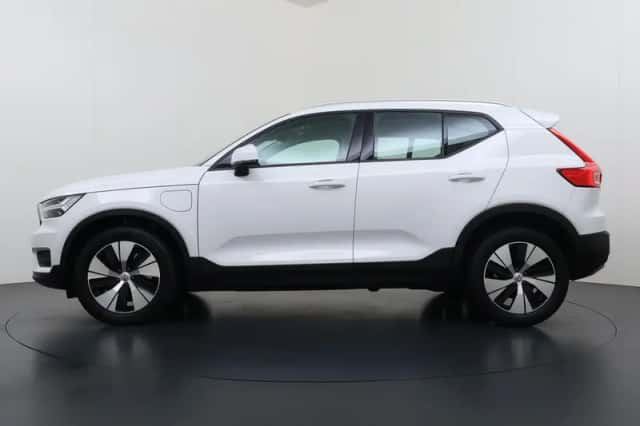 Volvo XC40 (2020) thumbnail 5