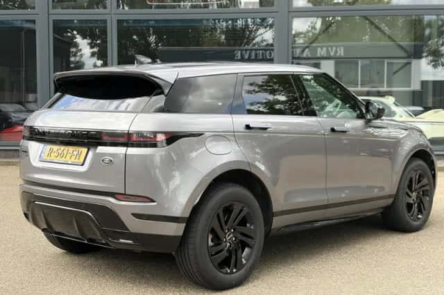 Land Rover Range Rover Evoque (2022) thumbnail 4