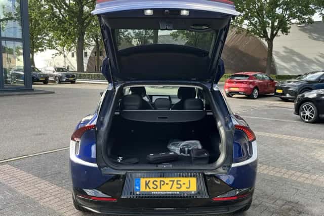 Kia EV6 (2023) thumbnail 6