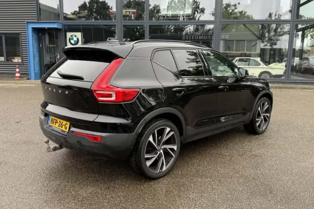 Volvo XC40 (2020) thumbnail 5