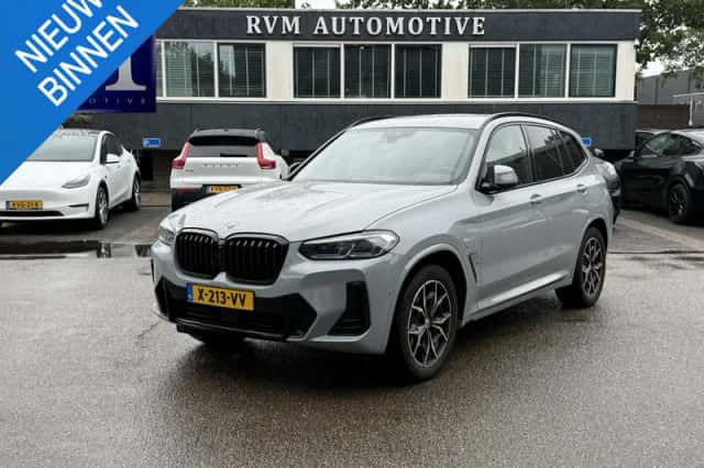 BMW X3 (2023) thumbnail 1