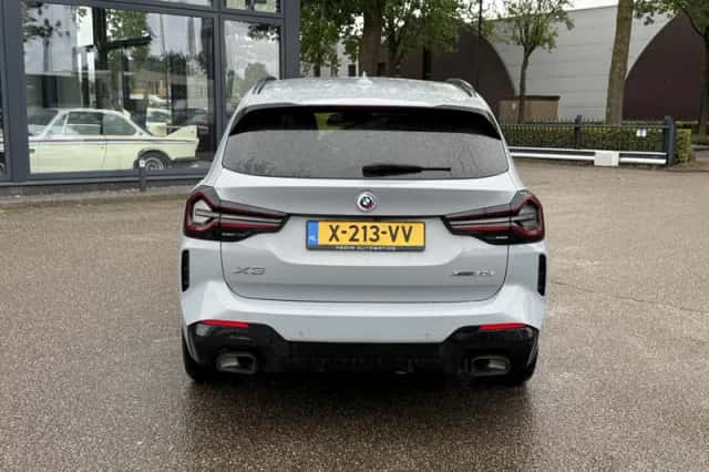 BMW X3 (2023) thumbnail 6