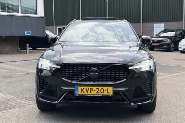 Volvo XC60 (2025) thumbnail 2