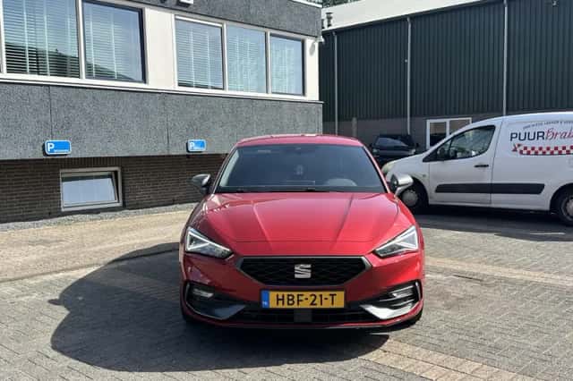 SEAT Leon (2020) thumbnail 2