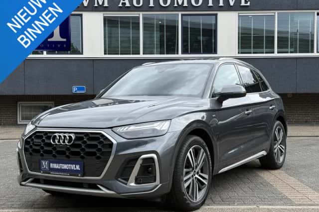 Audi Q5 (2022) thumbnail 1
