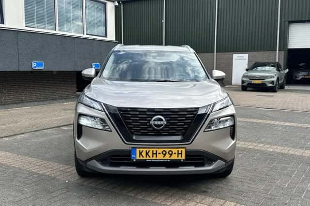 Nissan X-Trail (2025) thumbnail 2
