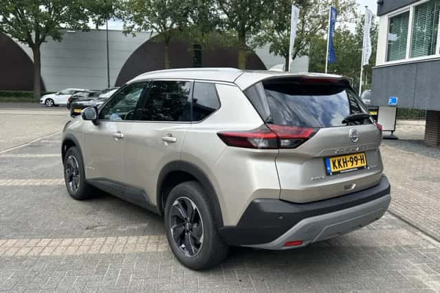 Nissan X-Trail (2025) thumbnail 4