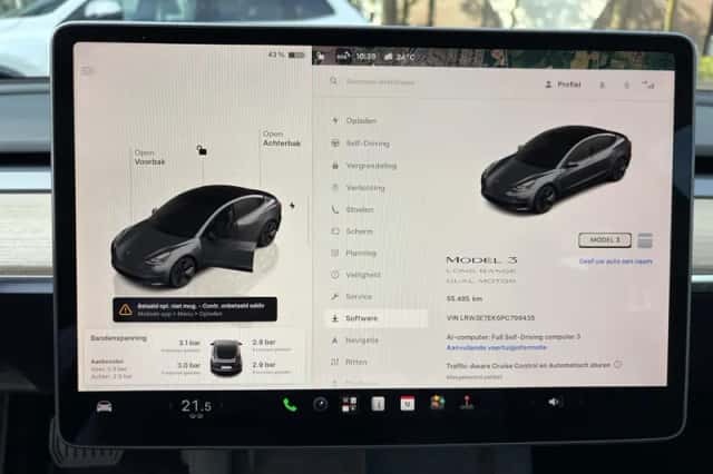 Tesla Model 3 (2023) thumbnail 4