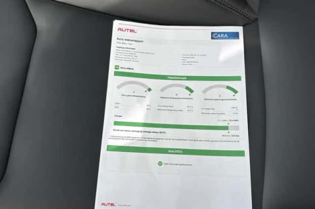Tesla Model Y (2023) thumbnail 2