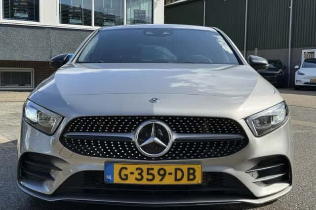Mercedes-Benz A-Klasse (2019) thumbnail 2