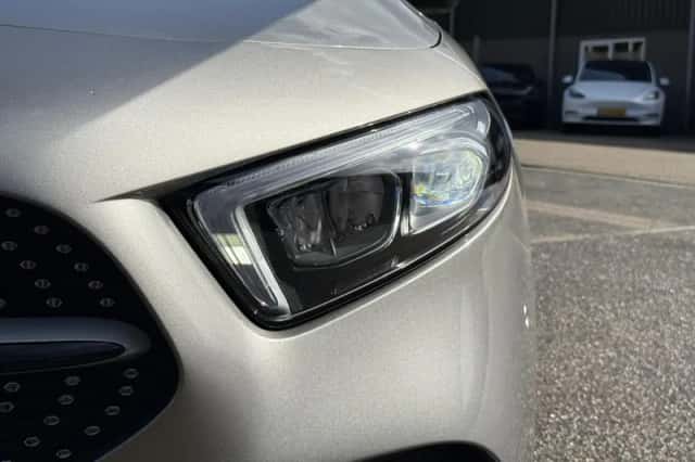 Mercedes-Benz A-Klasse (2019) thumbnail 3