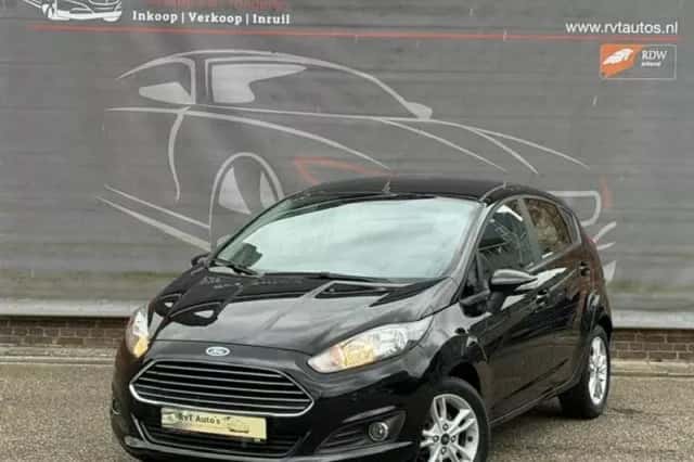 Ford Fiesta (2015) thumbnail 1