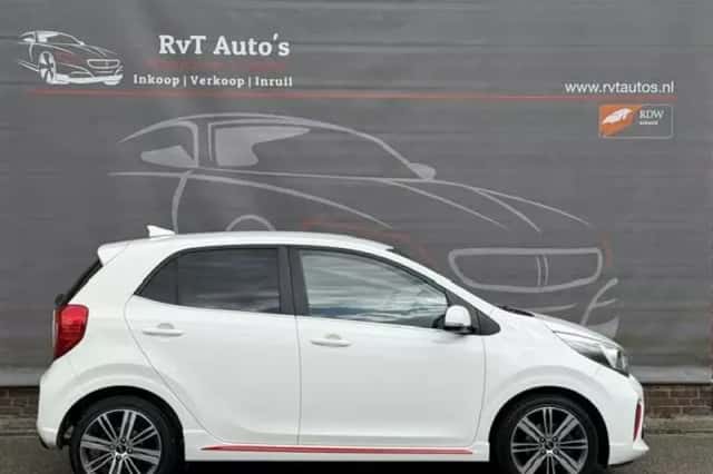 Kia Picanto (2018) thumbnail 3