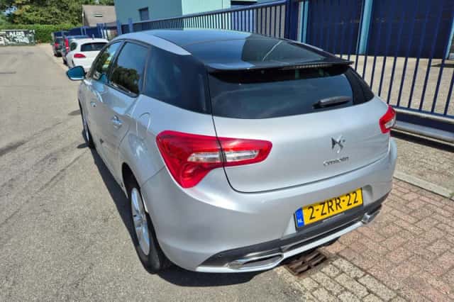 Citroën DS5 (2015) thumbnail 4