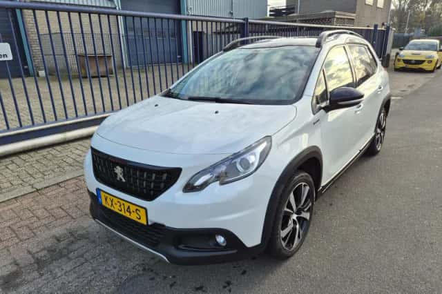 Peugeot 2008 (2016) thumbnail 1