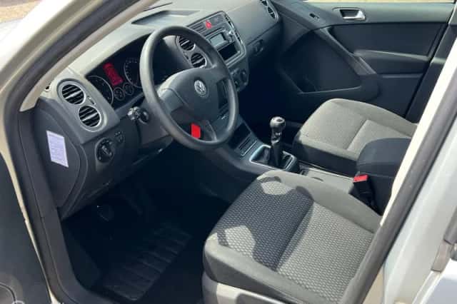 Volkswagen Tiguan (2009) thumbnail 6