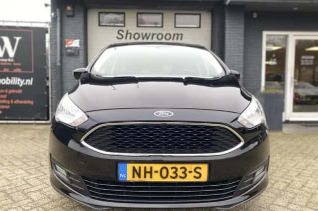 Ford C-Max (2017) thumbnail 2