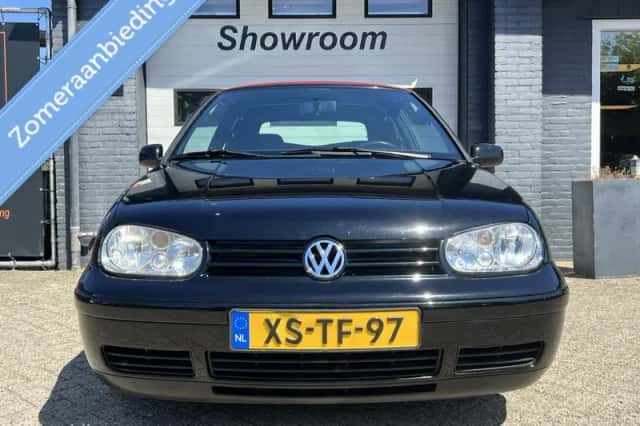 Volkswagen Golf (1999) thumbnail 3