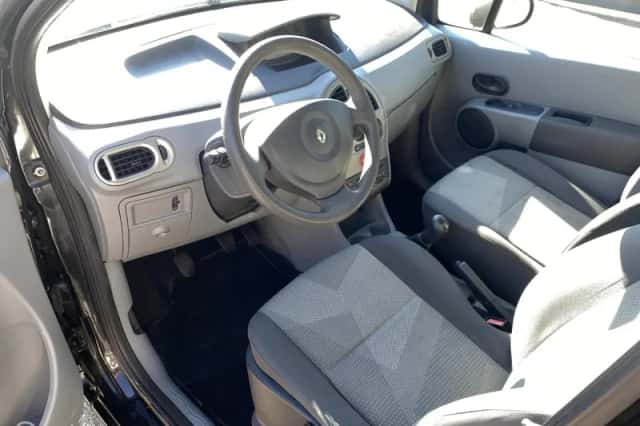 Renault Modus (2007) thumbnail 6