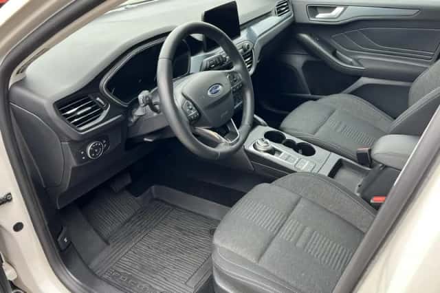 Ford Focus (2020) thumbnail 6