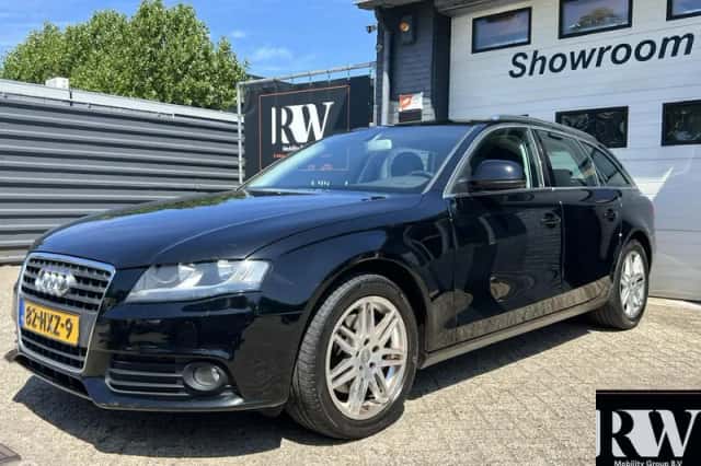 Audi A4 (2009) thumbnail 1