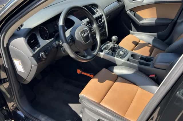 Audi A4 (2009) thumbnail 6