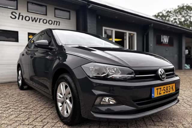 Volkswagen Polo (2018) thumbnail 3