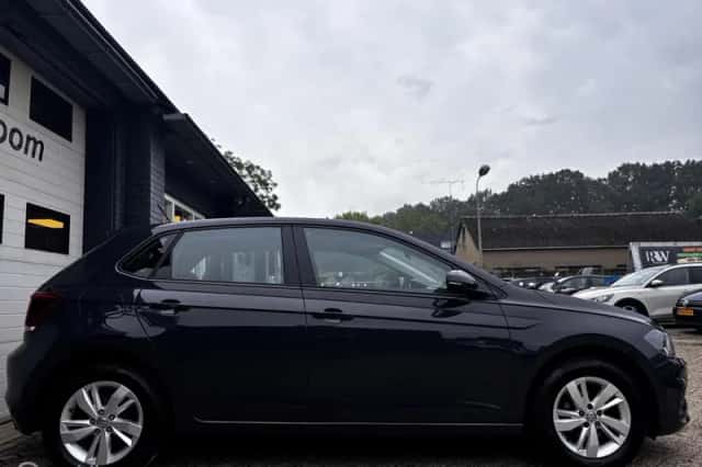 Volkswagen Polo (2018) thumbnail 5